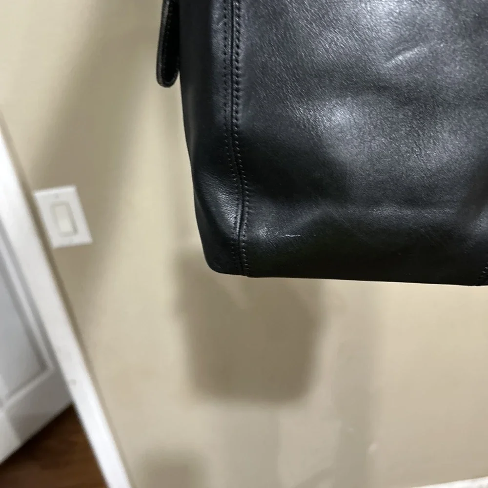 Vintage COACH - C8P- 4108 - Black Leather Shoulder Bag - A Rare Find!
